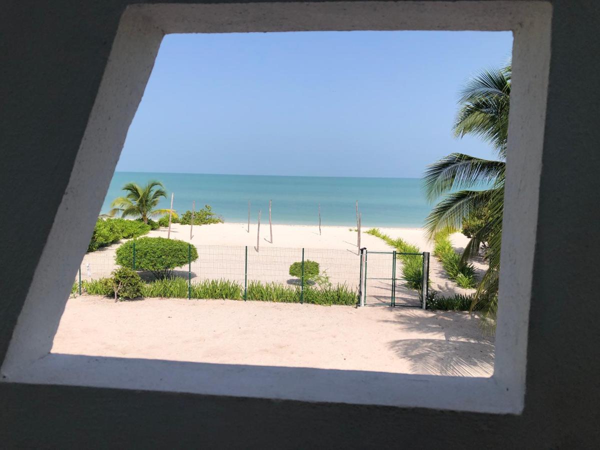 Playa 55 Beach Escape - Adults Only Guesthouse Селестун Экстерьер фото