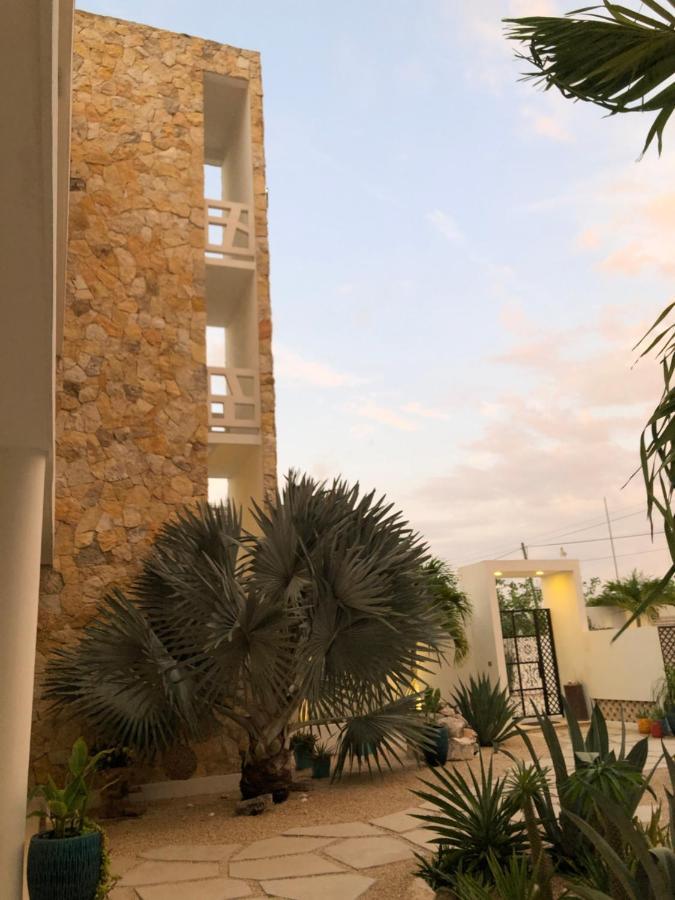 Playa 55 Beach Escape - Adults Only Guesthouse Селестун Экстерьер фото