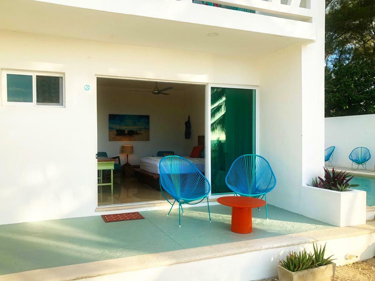 Playa 55 Beach Escape - Adults Only Guesthouse Селестун Экстерьер фото